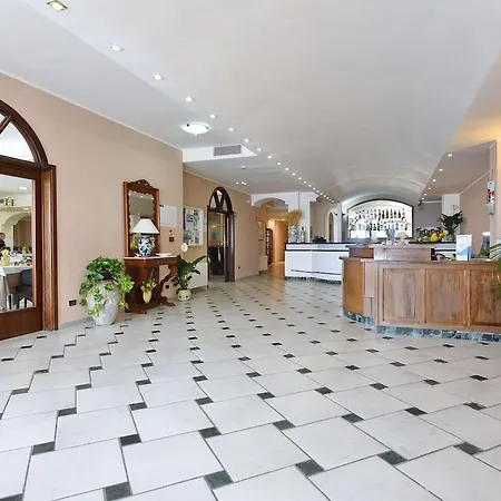 Hotel Costa D'Oro 3* Santa Maria di Castellabate