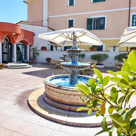 Costa D'oro Hotel 3*