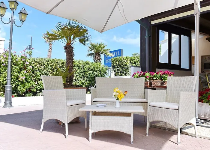 Hotel Costa D'oro 3*