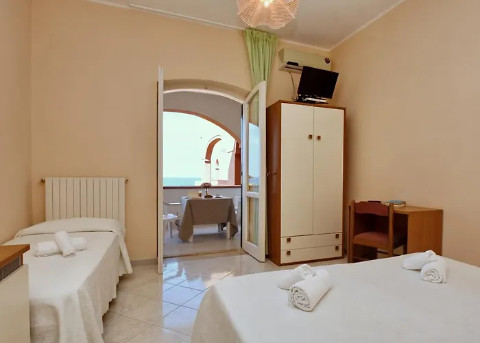 Costa D'oro Hotel 3*