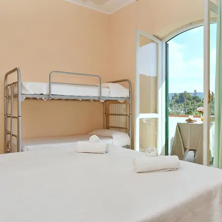 Costa D'oro 3* Santa Maria di Castellabate