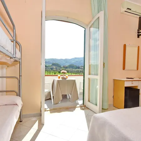 Hotel Costa D'oro 3*