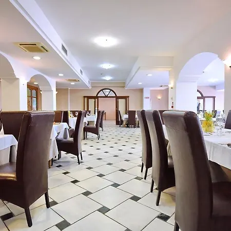 Hotel Costa D'oro 3*
